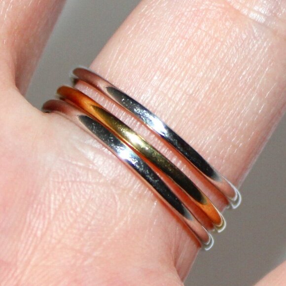 Sterling Silver Minimalist Stackable XO Breathe & Hugs Ring Bundle - Picture 2 of 3